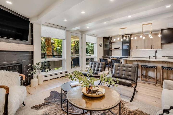 Ferienwohnung für 4 Personen, mit Whirlpool und Terrasse in Aspen