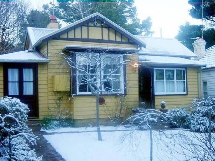 Cottage for 4 people, with garden, with pets in Blue Mountains