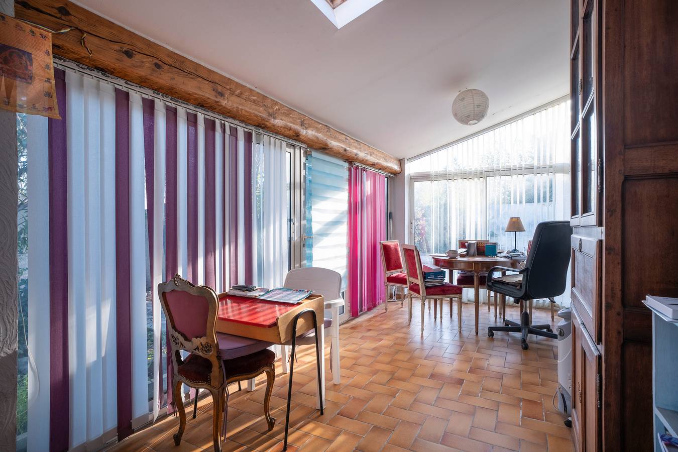Villa 'Arbre De Vie' with Private Terrace, Private Garden and Wi-Fi in La Crau, Toulon region