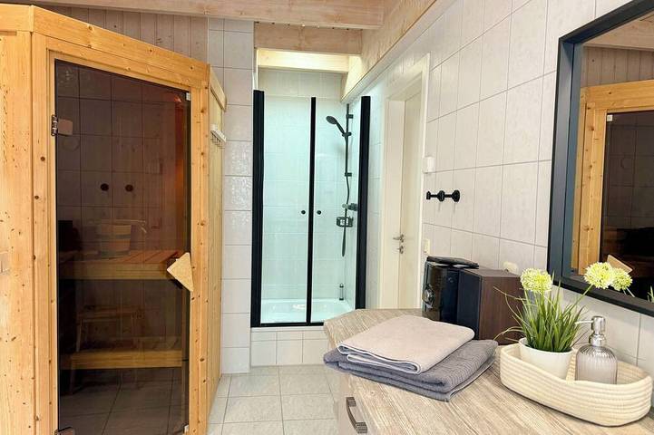 Charmantes Holzhaus am See mit Boot und Sauna in Dümmer (Mecklenburg-Vorpommern), Ludwigslust-Parchim