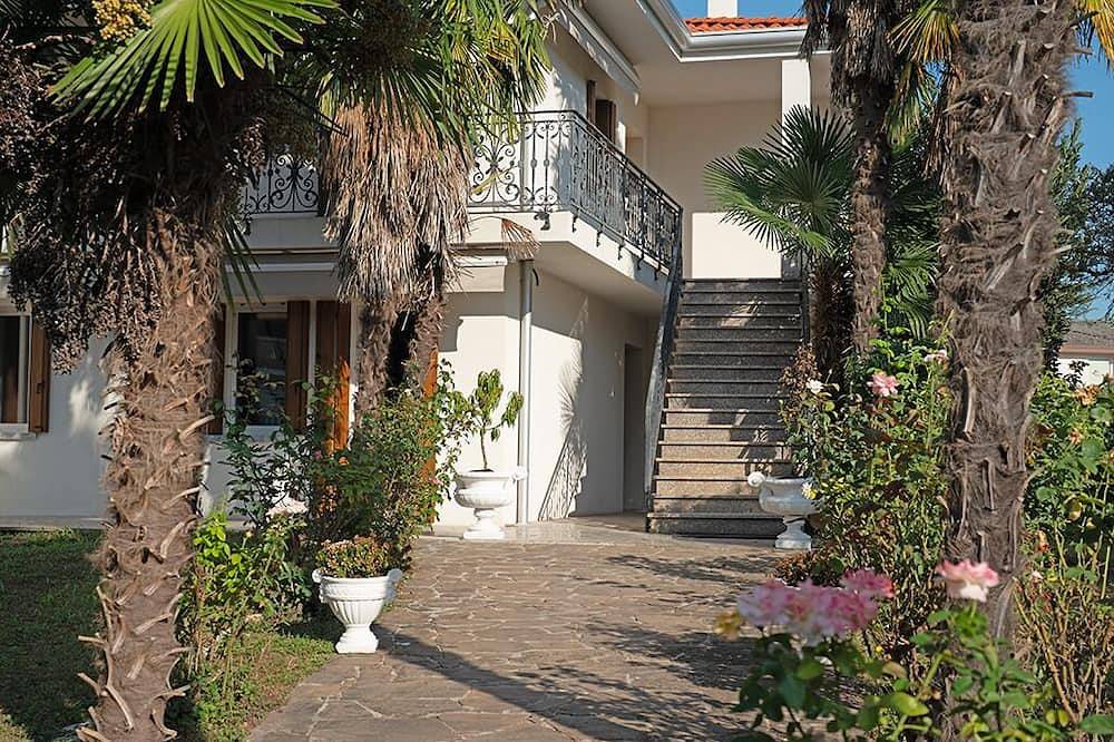 Sybilvilla in Oriago, Mira