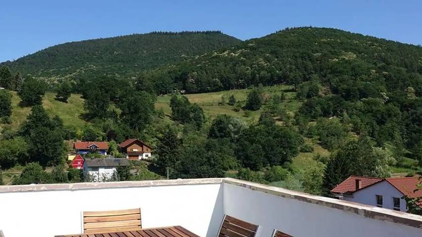 Gîte pour 2 personnes, avec terrasse à Dernbach - 4