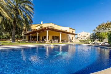 Villa in Selva, Mallorca Inselmitte für 8 