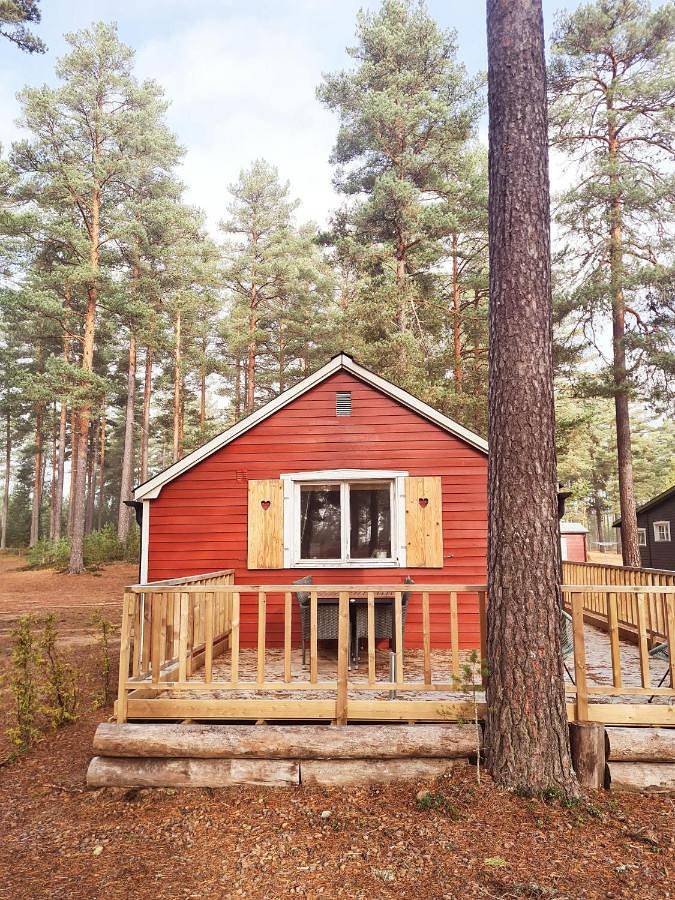 Stuga Ros Naturcamping Lagom in Gräsmark, Värmland