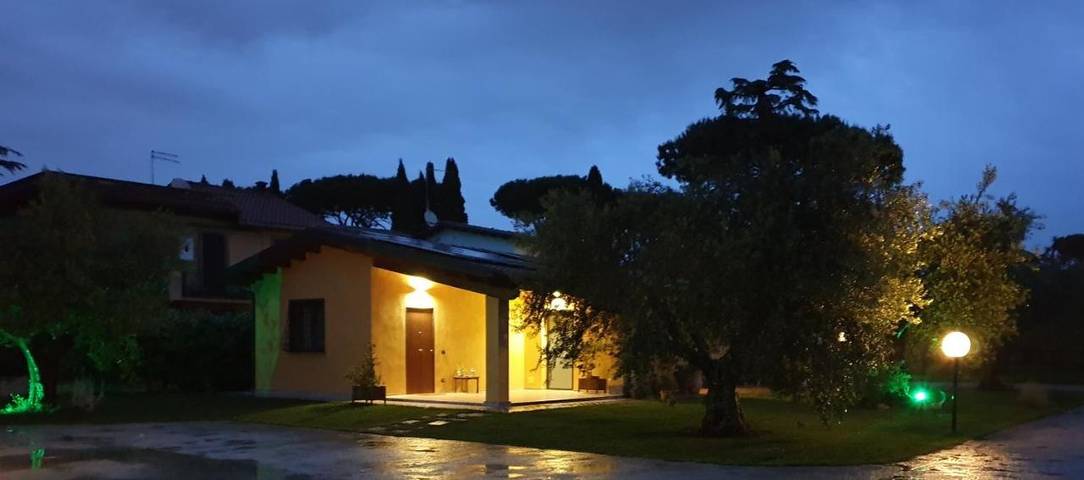 B&b per 3 persone, con Terrazza e Giardino nonché Panorama a Marino
