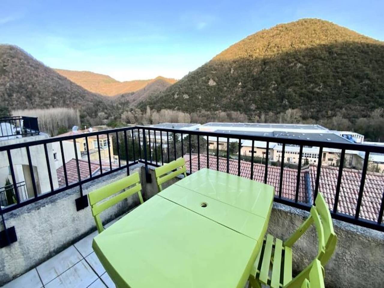 Apartamento entero, Apartamentos para 5 personas in Avène, Región de Lodève