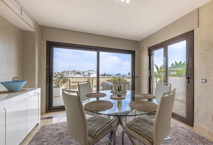 Ganze Wohnung, Marina del Castillo Penthouse Duplex 2218 in Playa Gaviotas, Manilva