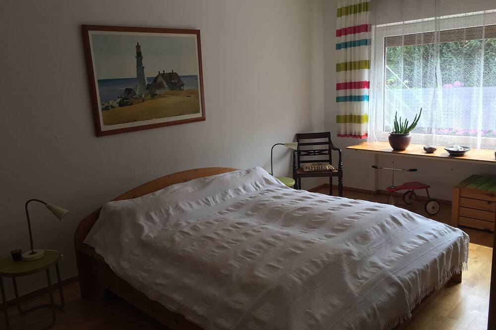 Ganze Wohnung, Ferienwohnung Bohse am Wald, Alleinlage, Badesee in der Nähe. 01520 3904442 in Schloss Dankern, Oberlangen