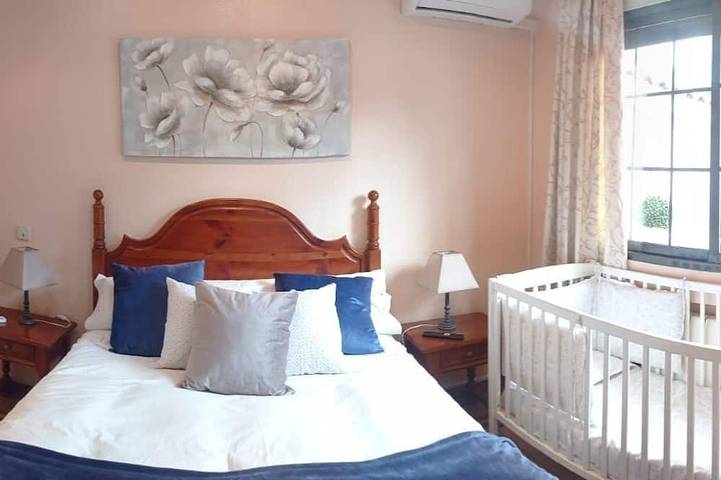 Perfecta para tus reuniones, espacio adecuado,bonita, funcional , bien equipada. in Urda , La Mancha