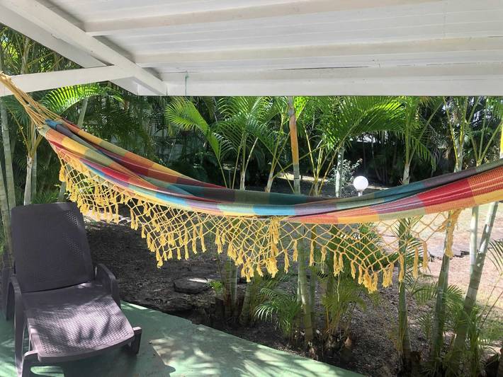 Bungalow für 2 Personen, mit Terrasse und Pool in Guadeloupe