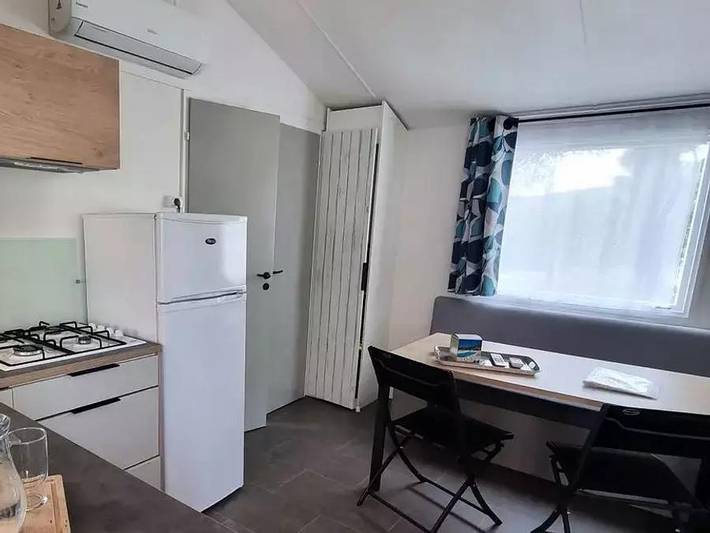 Camping de Ceyreste - Mobile home 4 persons - Mobile-Home Figuerolles 3 Rooms 4 People Air-conditioned + Tv in Ceyreste, Marseille region