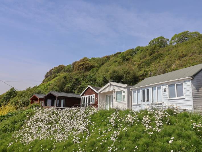 Beach hut for 4 people, with garden in Dorset