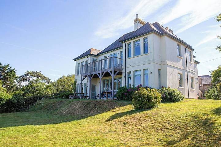 Holiday rental for 16 people, with Balcony and Garden in Bantham