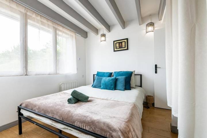 Location de vacances pour 4 personnes, avec Terrasse et Jardin à La Celle-sur-Morin - 2