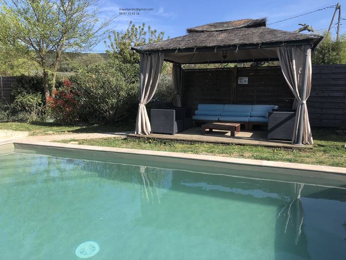 Gîte pour 10 personnes, avec piscine à Lagorce