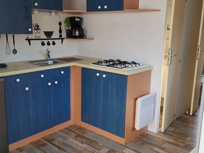 Mobil home pour 4 personnes, avec piscine, animaux acceptés à Bieuzy - 2