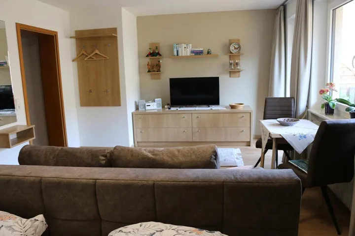 Ferienwohnung für 3 Personen, mit Balkon und Ausblick - 1