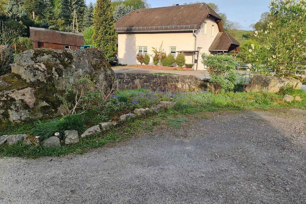 Ganze Wohnung, Ferienwohnung Struppi Sächsische Schweiz - kleine Souterrain Ferienwohnung 50m² in Struppen, Elbsandsteingebirge
