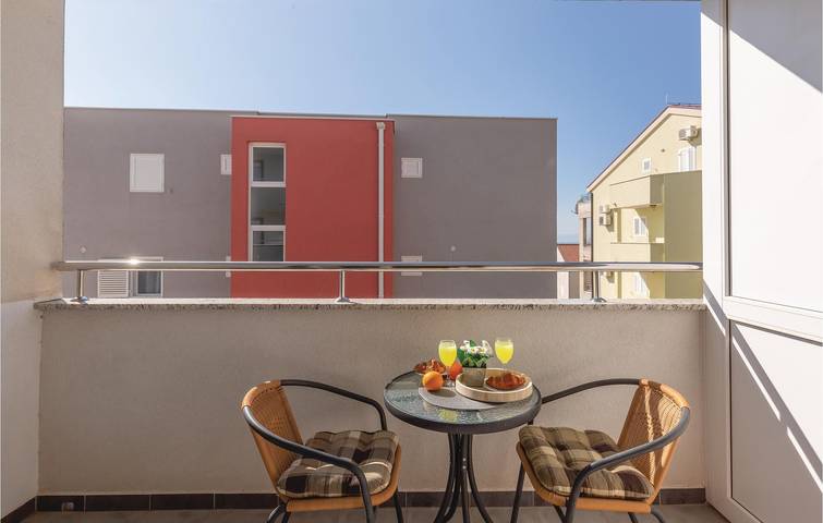 Ferienwohnung für 2 Personen, mit Terrasse in Makarska - 3