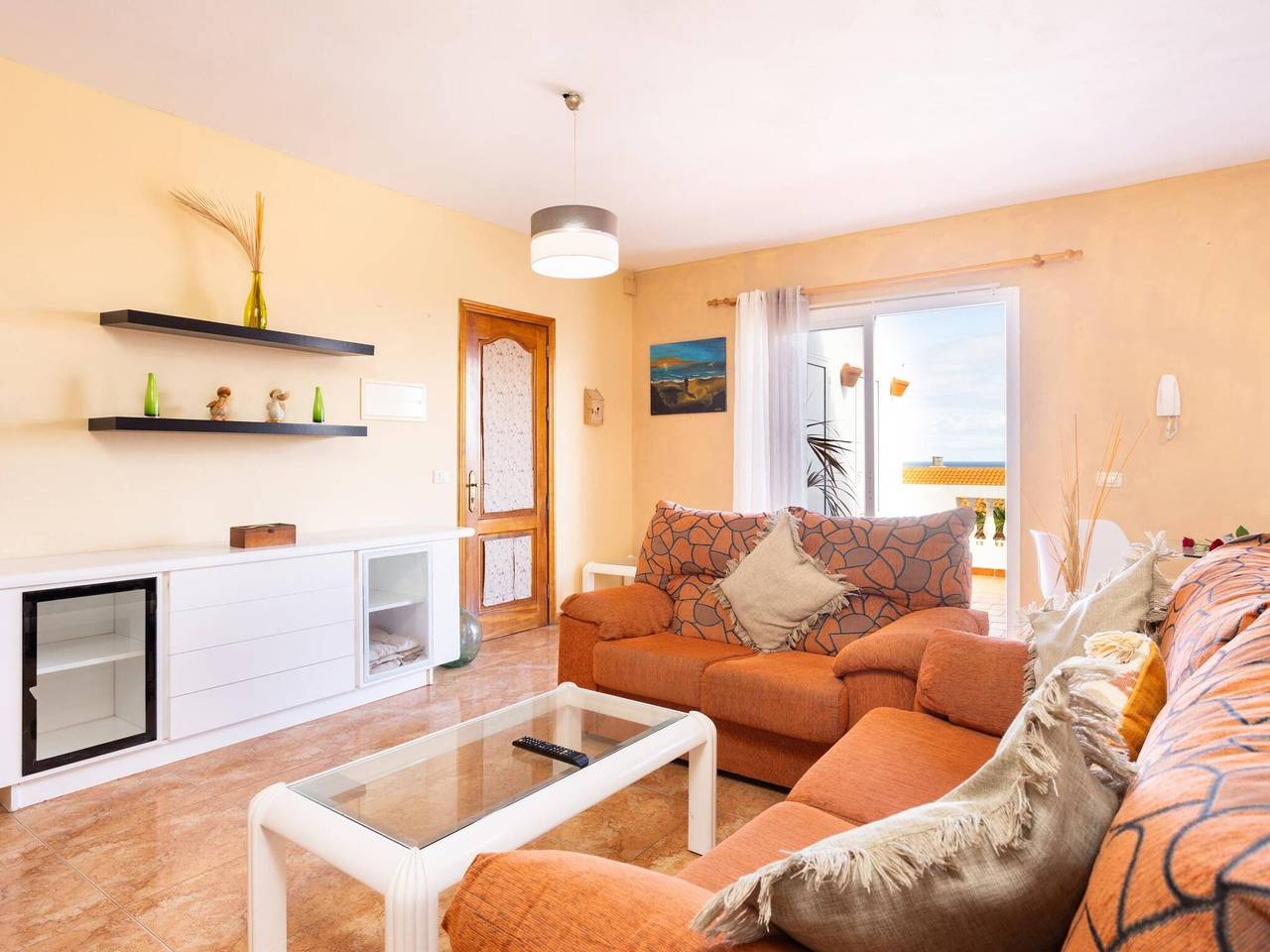 Hel leilighet, Ferieleilighet for 4 personer med balkong in Playa de la Caleta (Tenerife), La Caleta de Interián