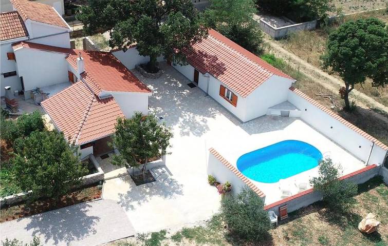 Ferienhaus für 12 Personen, mit Garten und Terrasse in Općina Stankovci - 3