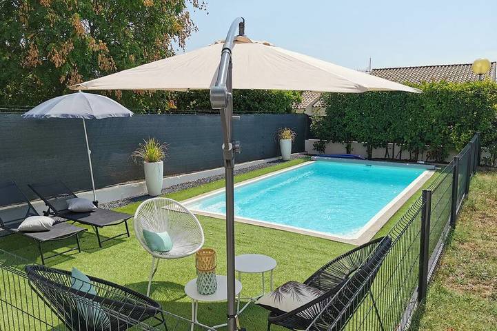 Villa pour 8 personnes, avec jardin - 1