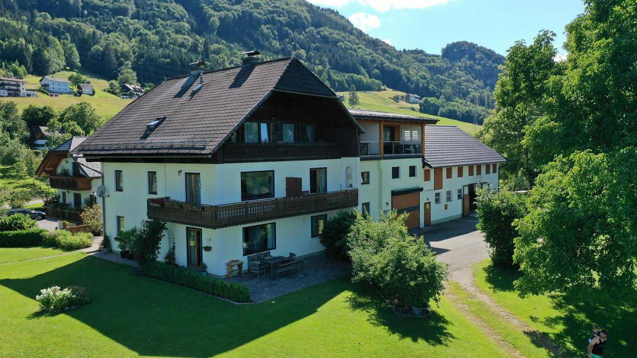 Cały apartament, Apartment with Mountain View in Traunkirchen, Bezirk Gmunden