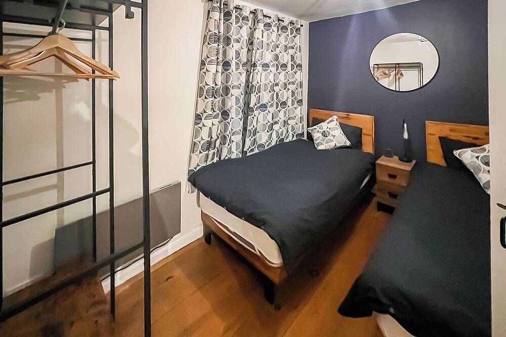 Log Cabin for 6 People in Pooley Bridge, Cumbria