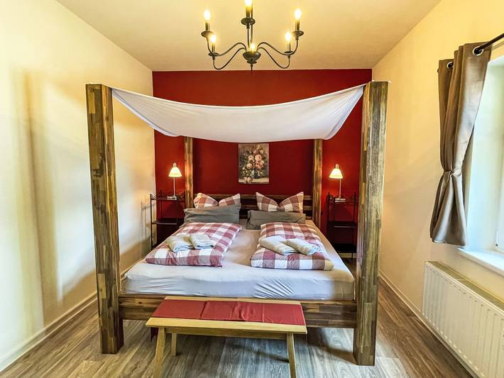 Ferienwohnung für 6 Personen, mit Garten