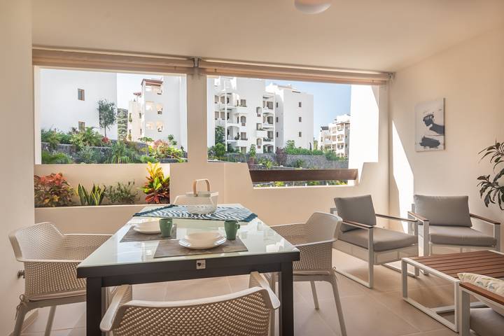 Apartamento para 3 personas, con piscina para niños y terraza en Palm-Mar