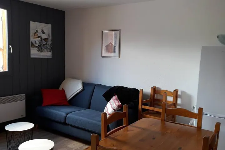 Apartamento de vacaciones para 6 personas, con vistas y terraza además de sauna y piscina - 1
