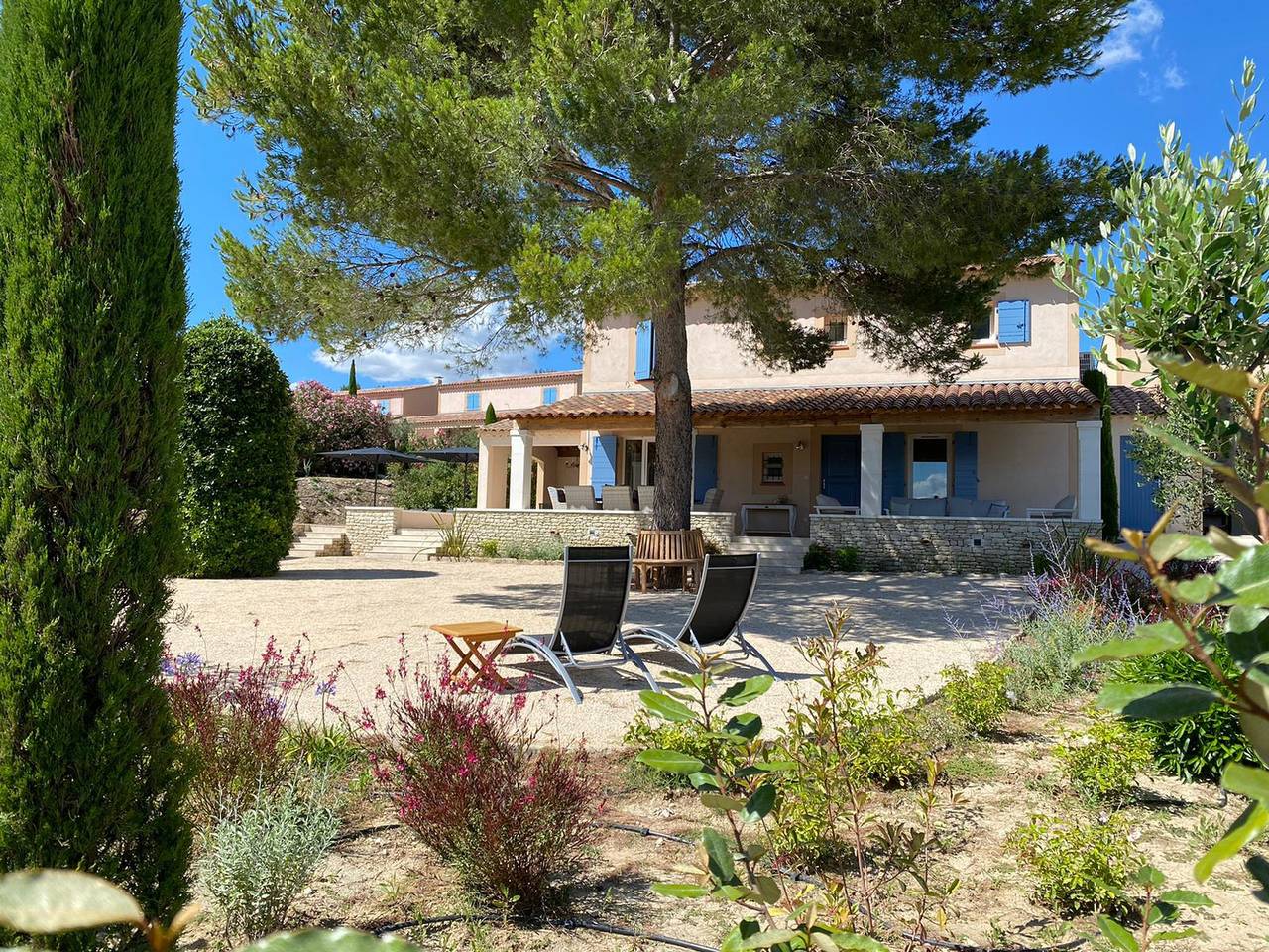 Gîte pour 8 personnes avec piscine in Saumane-de-Vaucluse, Vaucluse