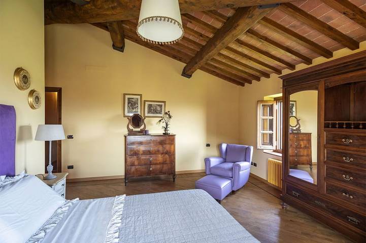 Casa Loretta luxury villa with swimming pool and whirlpool in Montecatini Terme, Provincia di Pistoia