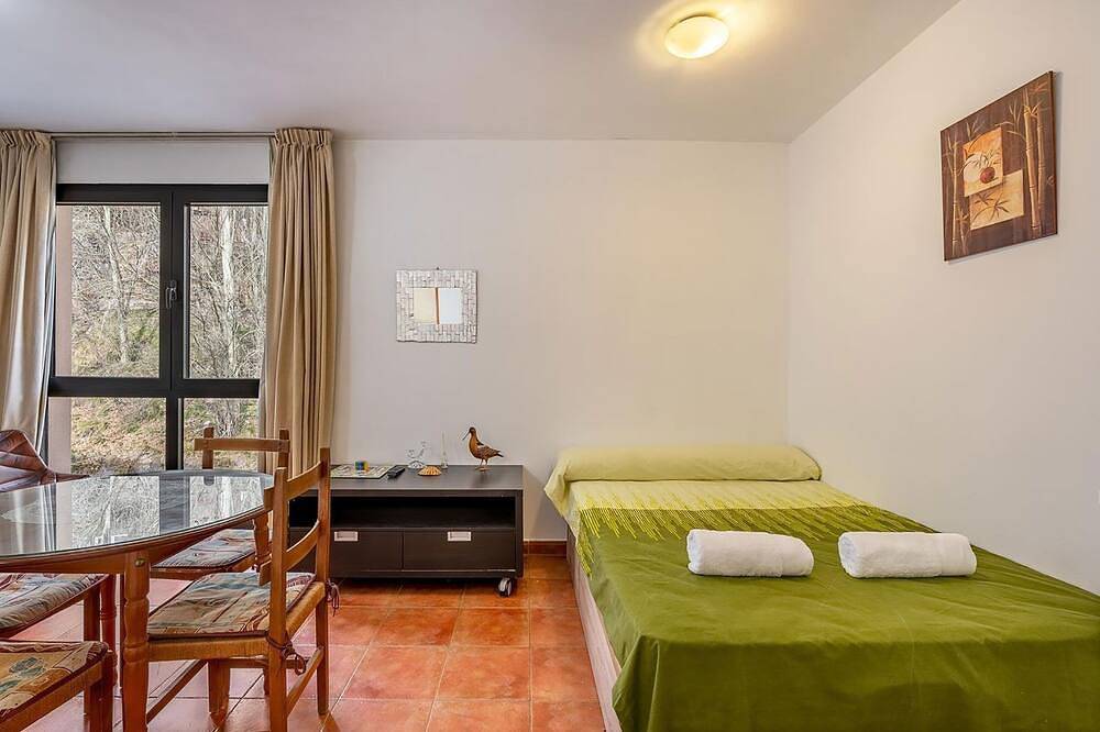 Appartamento intero, Studio apartment \"Monte Gorbea 7 B\" with mountain views, Wi-Fi (Free of charge) parking place in Sierra Nevada Ski Resort, Monachil