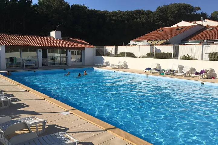 Maison de vacances pour 5 personnes, avec jardin et piscine - 1