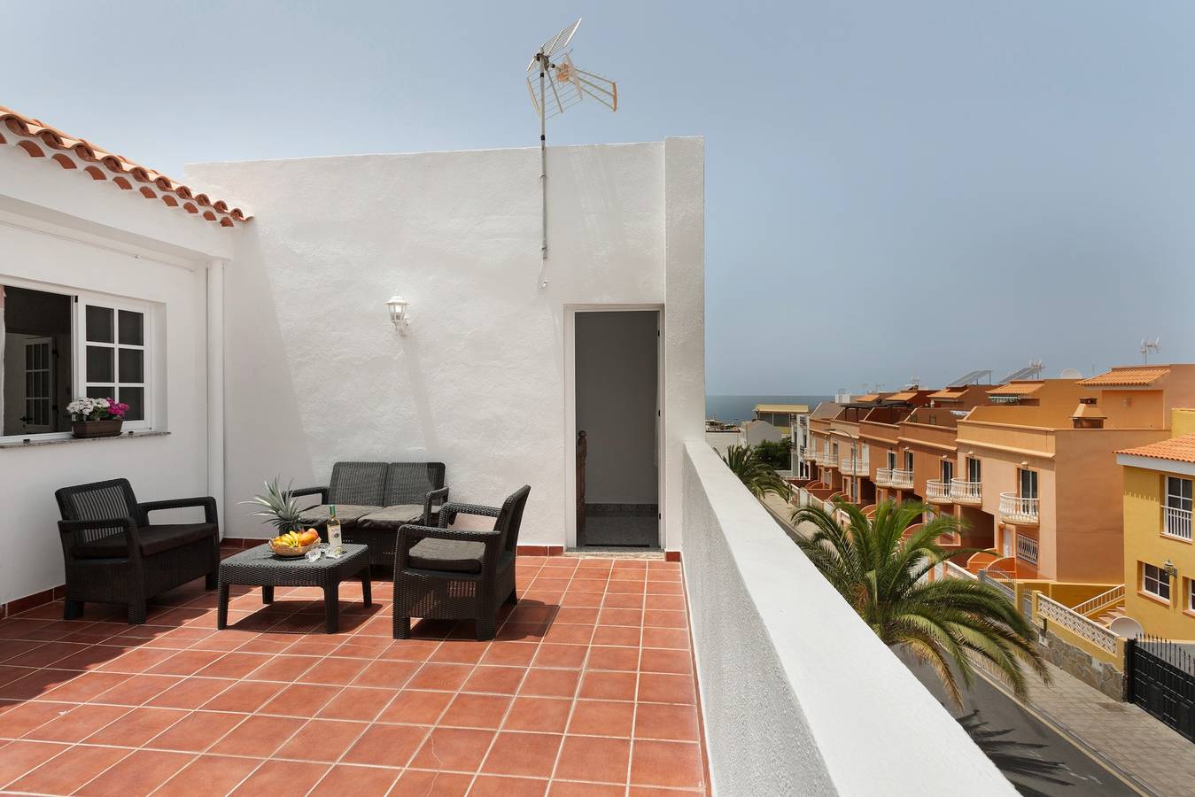 Ganze Wohnung, Ferienwohnung 'Ático La Estrella' mit Bergblick und privater Terrasse in Playa Abama, Guía de Isora