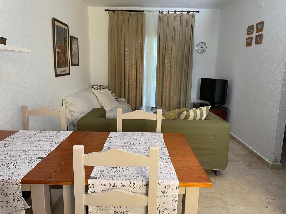 Ganze Wohnung, Apartment with Lake View in Islantilla, Isla Cristina