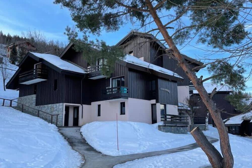 Entire apartment, Charming Apt With Balcony In La Plagne Montalbert in La Plagne, Aime-la-Plagne