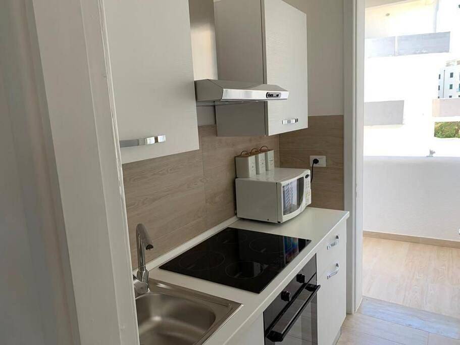 Appartamento intero, Le Giraffe ( n.Cis Le07503191000035725) in Rivabella di Gallipoli, Rivabella