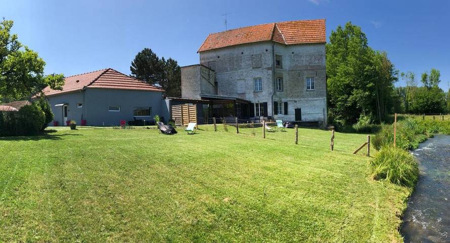 Gîte pour 6 personnes, avec jardin et vue, animaux acceptés dans Pernois