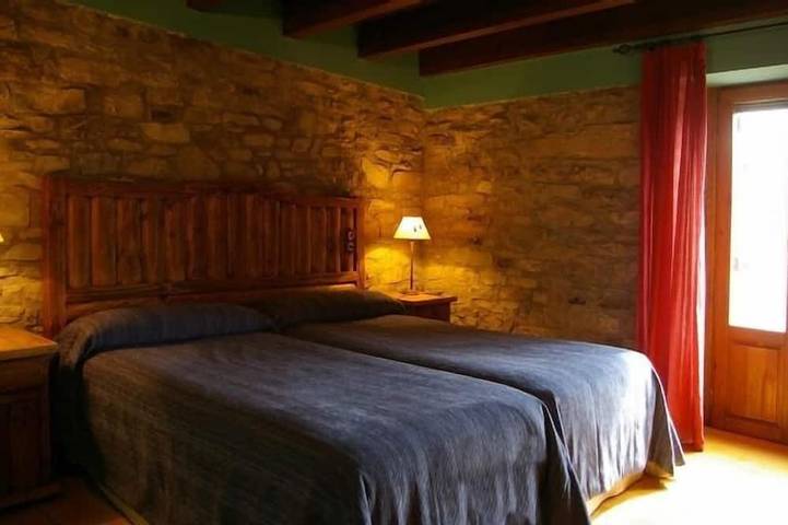 Casa L´Englata für 12 personen in Castiello de Jaca, Aragonesische Pyrenäen