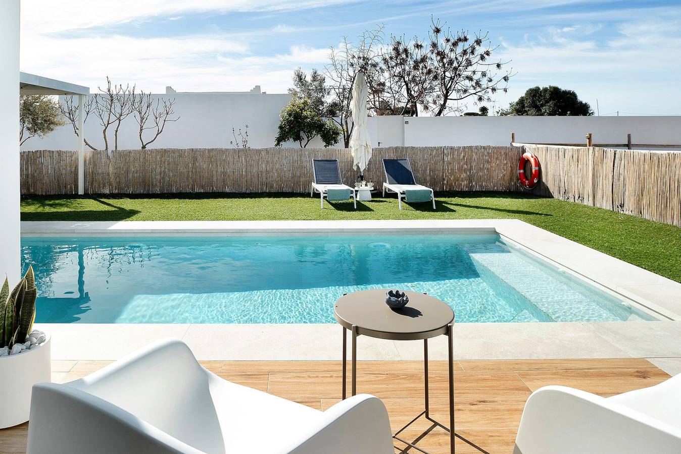 Holiday Home 'Casa Adriana' with Private Pool, Wi-Fi and Air Conditioning in Conil de la Frontera, Costa de la Luz