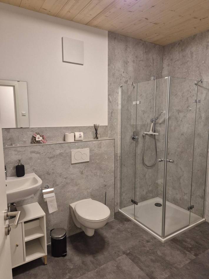 Appartement entier, Appartement 'Fewo 2 Heudorfer' avec Wi-Fi in Schlier, Region Bodensee-Oberschwaben