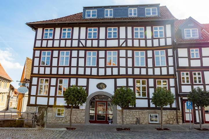 Hotel, mit Terrasse und Garten sowie Ausblick in Osterwieck