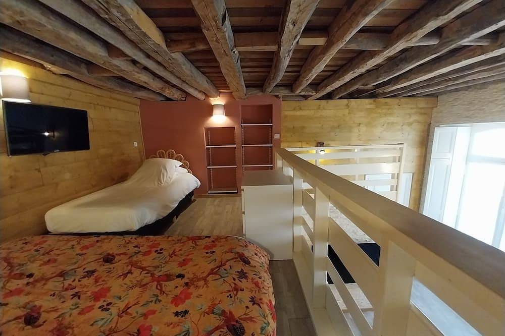 Appartement entier, Appartement T2+ chalet 3 couchages in Luchon-Superbagnères, Bagnères-de-Luchon