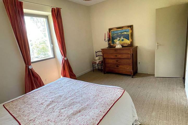 Peaceful 19th-Century Provençal House near Pont du Gard & Uzès – Village Charm in Vers-Pont-du-Gard, Nimes region