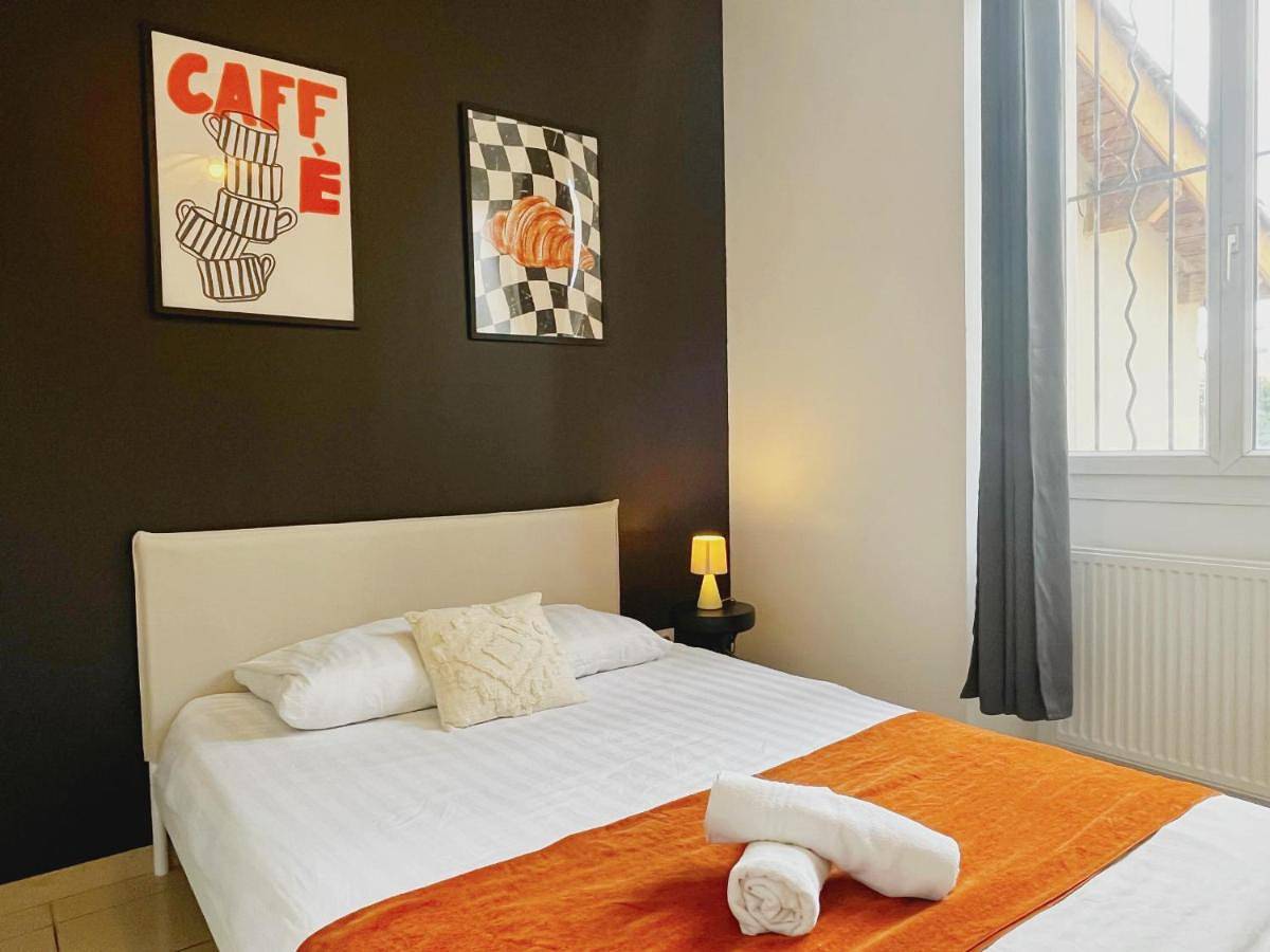 Appartement entier, Terrazzo - Appartement 6 personnes - Check in h24 & Wifi in Oullins, Lyon et ses environs