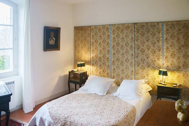 Holiday Home in Lourmarin – Stunning View of the Château in Lourmarin, Parque natural regional del Luberon