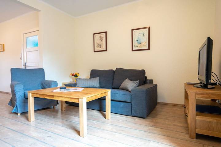 Ferienhaus für 4 Personen, mit Garten und Terrasse in Büsum - 2