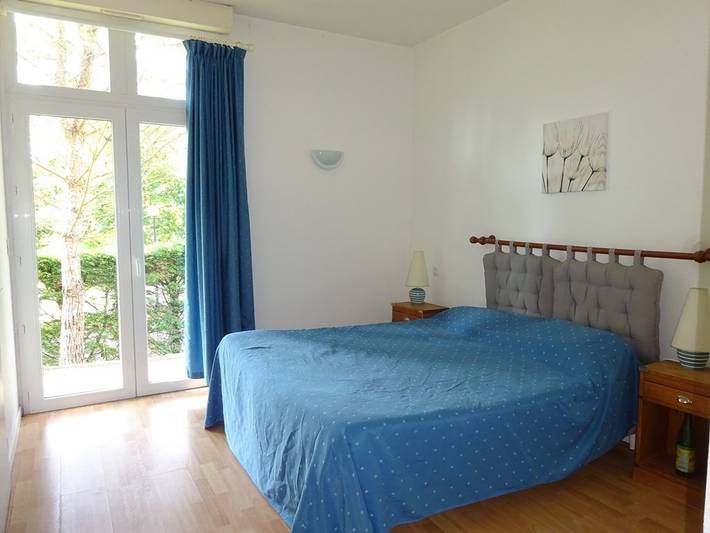 Gîte pour 6 personnes, avec piscine et jardin dans Étang de Cazaux et de Sanguinet - 4